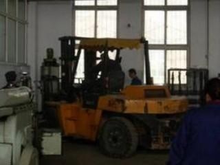 金山工業(yè)區(qū)叉車租賃包月時(shí)代大道叉車搬機(jī)器吊車出租